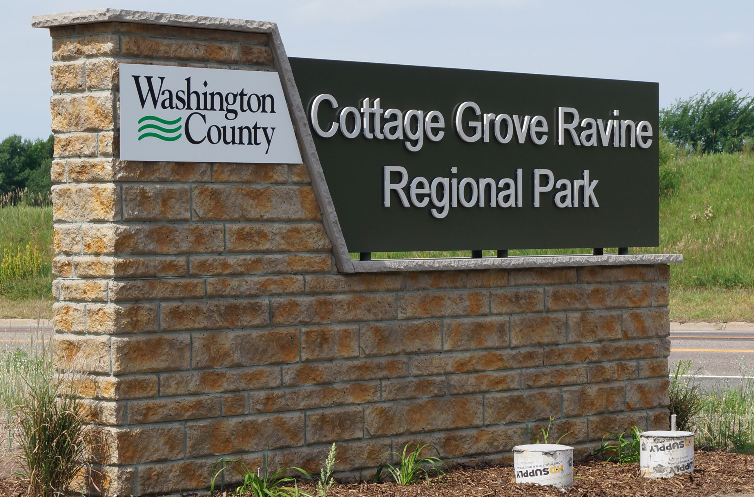 Cottage Grove Ravine Regional Park Entrance Sign