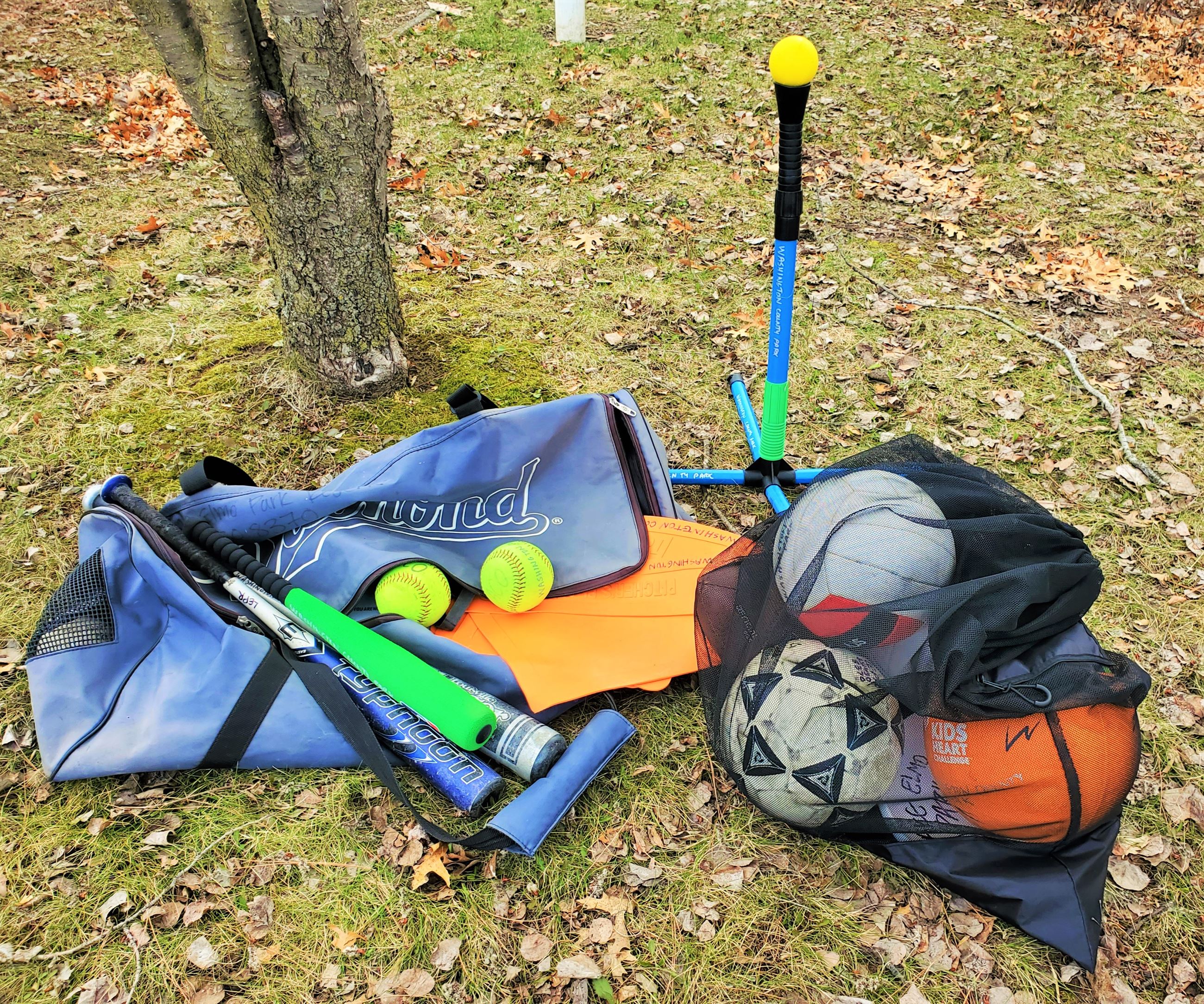 softball and yard game kits